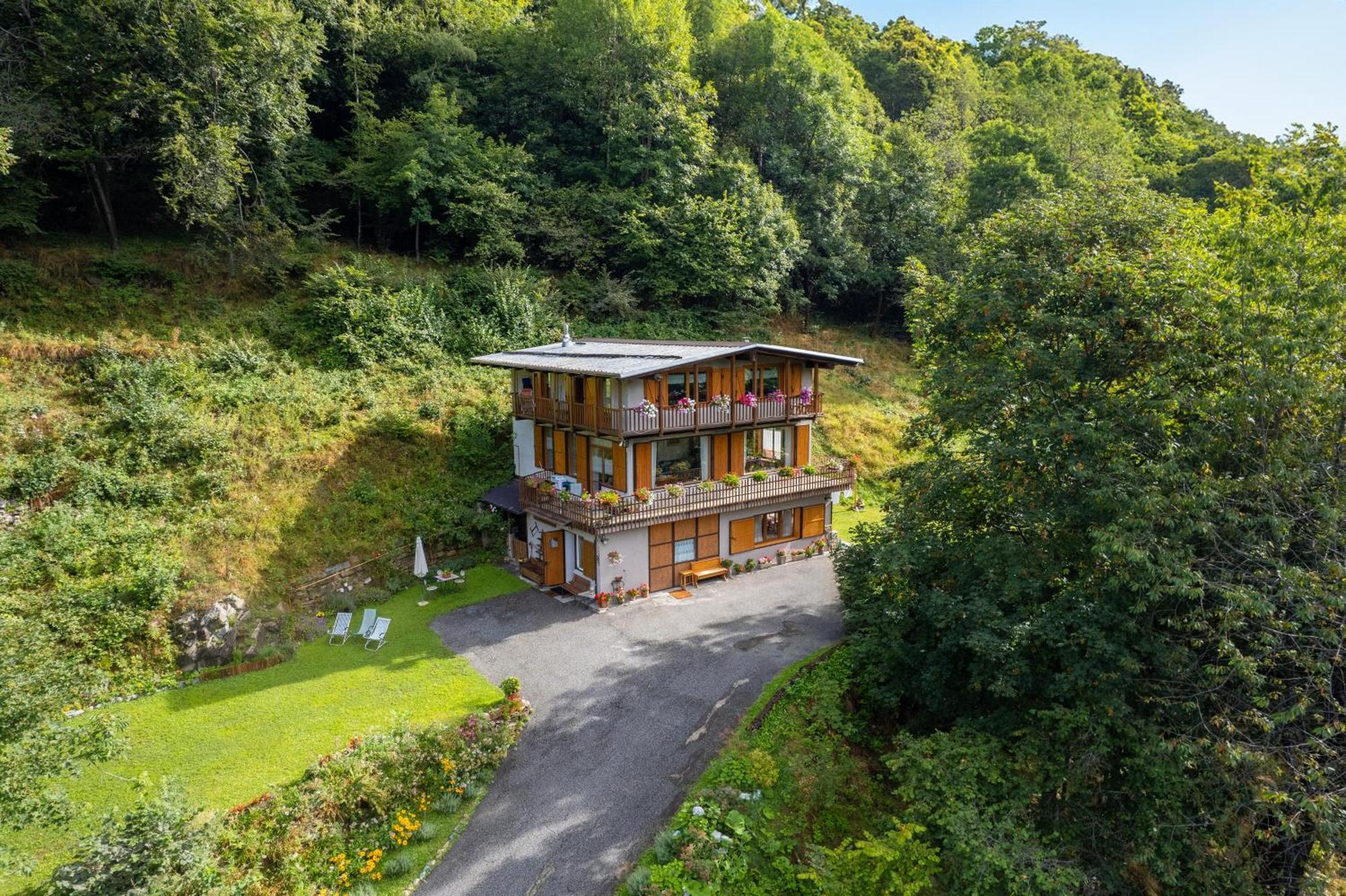 La Finestra Sul Monviso Apartman Crissolo Kültér fotó